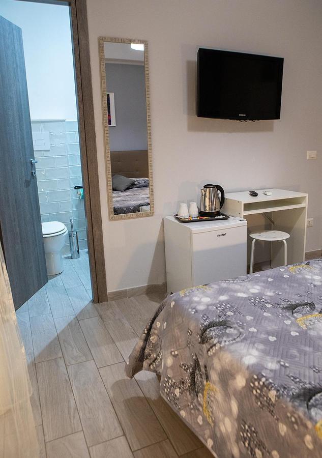 Zuroli Suite Napoli Bagian luar foto