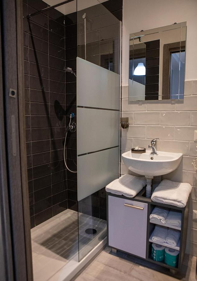 Zuroli Suite Napoli Bagian luar foto