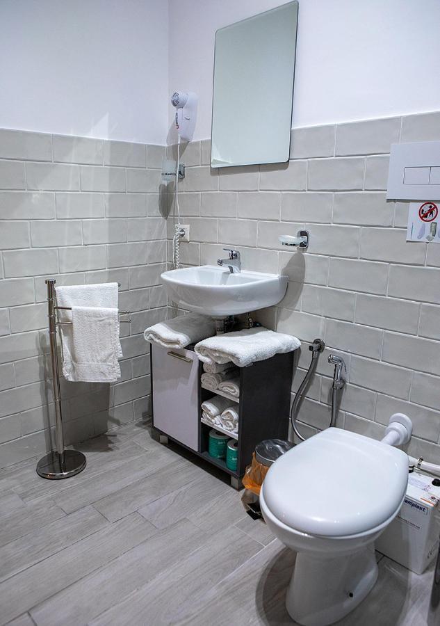 Zuroli Suite Napoli Bagian luar foto