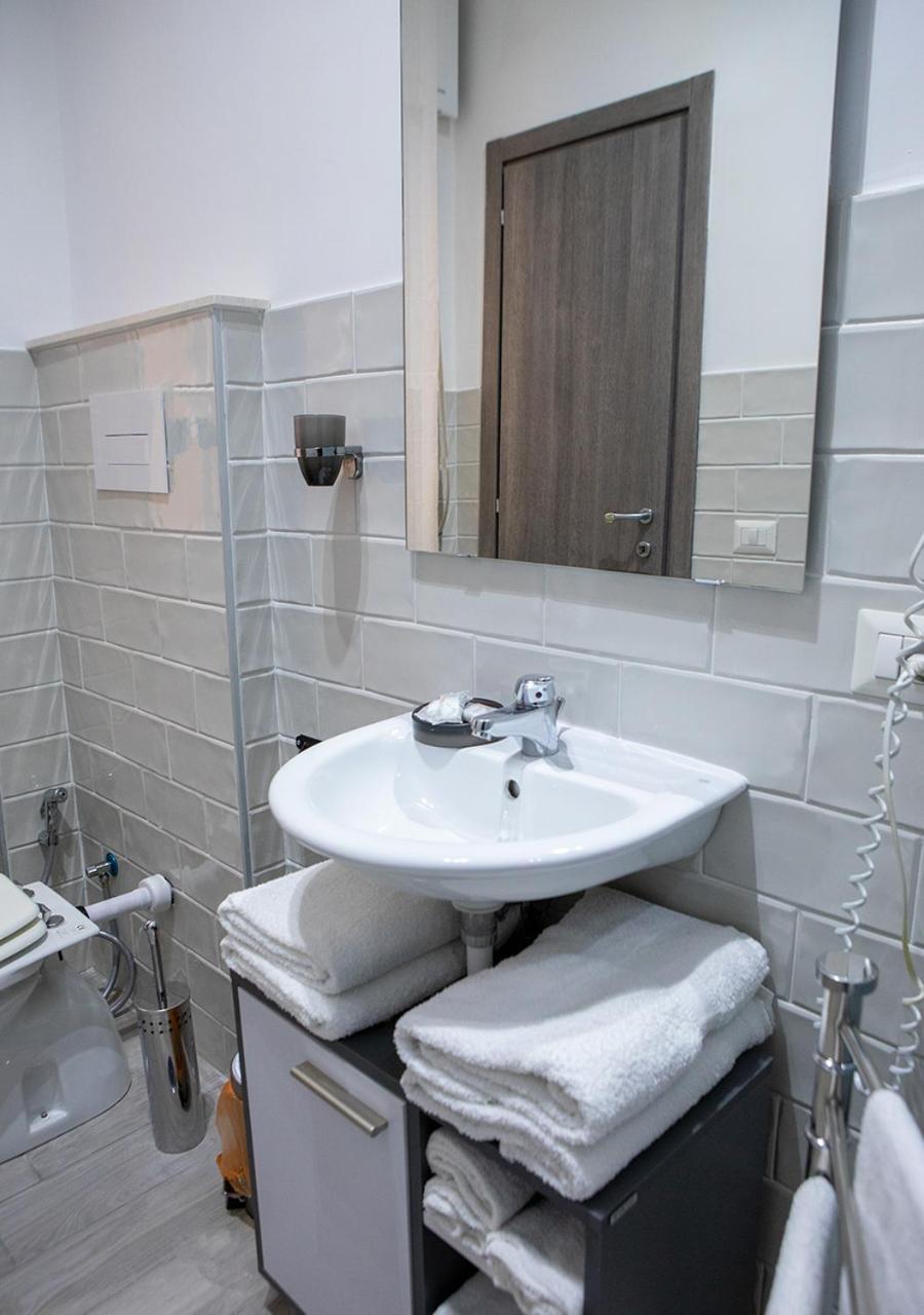 Zuroli Suite Napoli Bagian luar foto