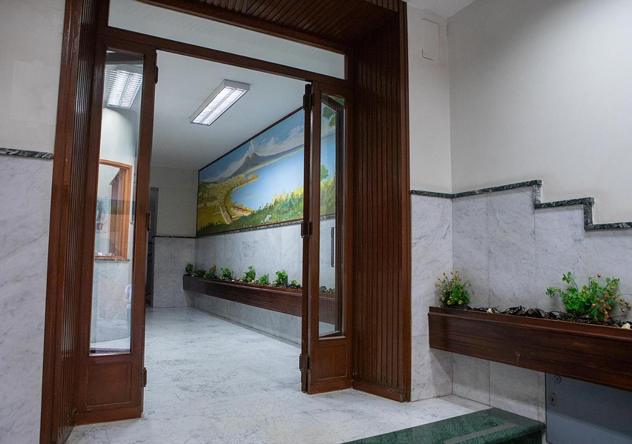 Zuroli Suite Napoli Bagian luar foto